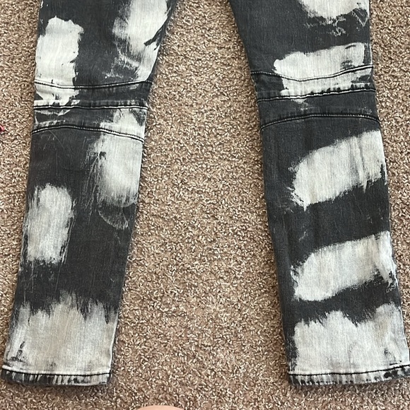 2 pairs of jeans for the price of one! - Picture 7 of 7